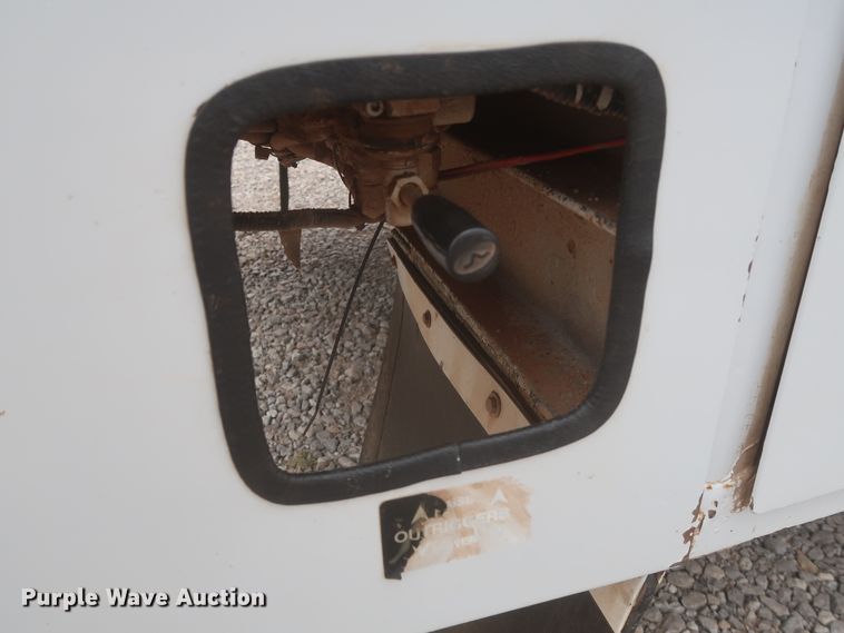 image for item IO9163 2017 Ford F550  bucket truck