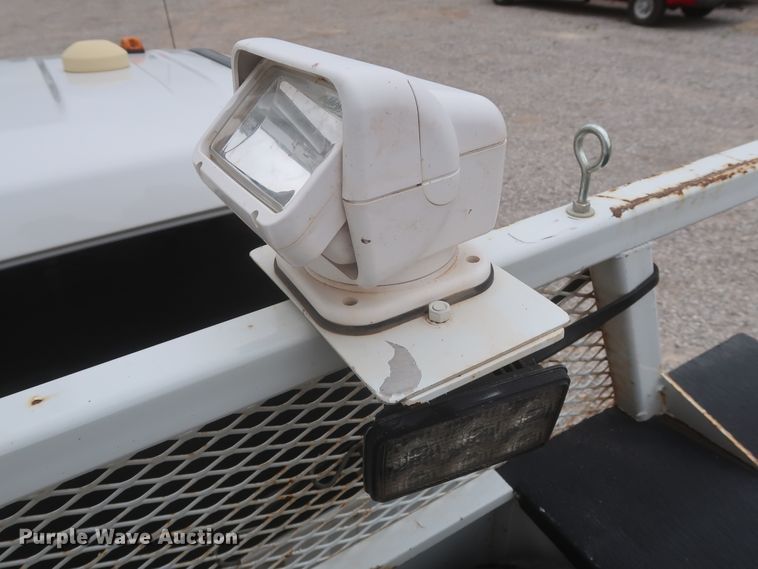 image for item IO9163 2017 Ford F550  bucket truck