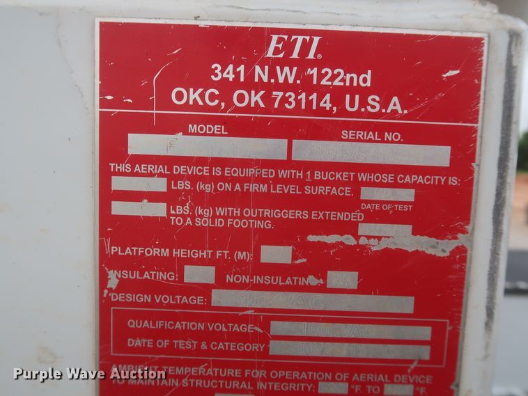 image for item IO9163 2017 Ford F550  bucket truck