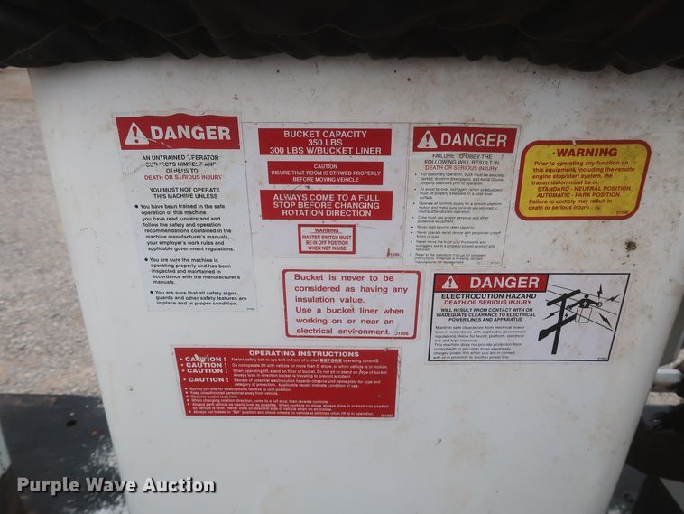 image for item IO9163 2017 Ford F550  bucket truck