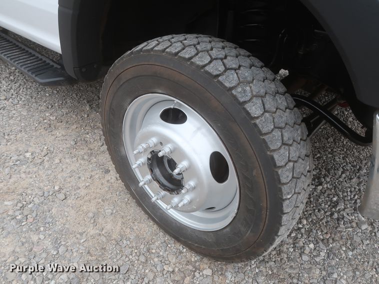 image for item IO9163 2017 Ford F550  bucket truck