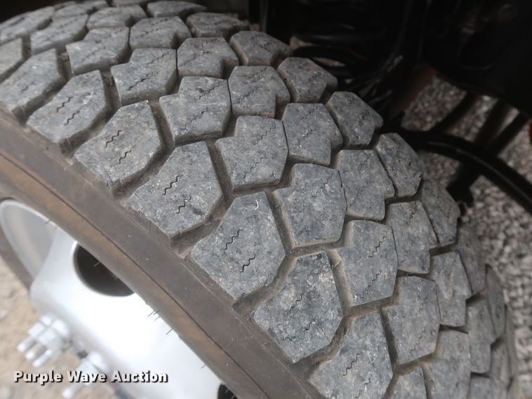 image for item IO9163 2017 Ford F550  bucket truck