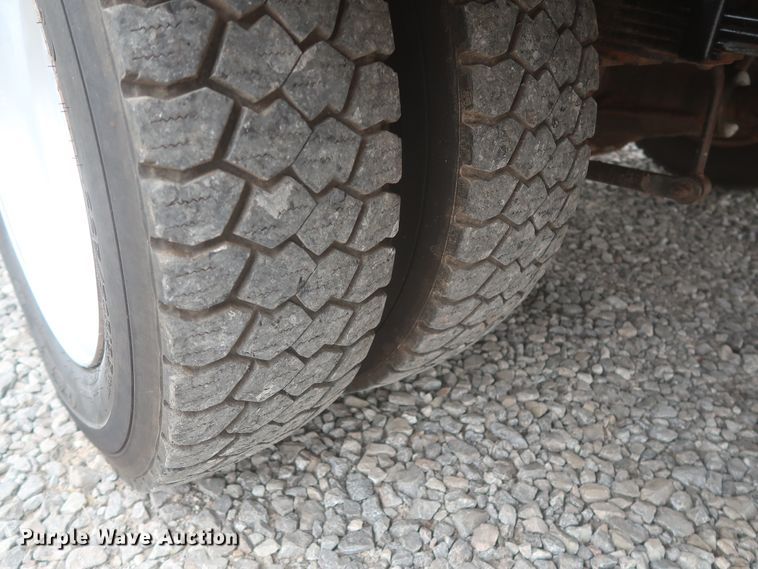 image for item IO9163 2017 Ford F550  bucket truck