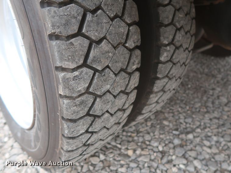 image for item IO9163 2017 Ford F550  bucket truck