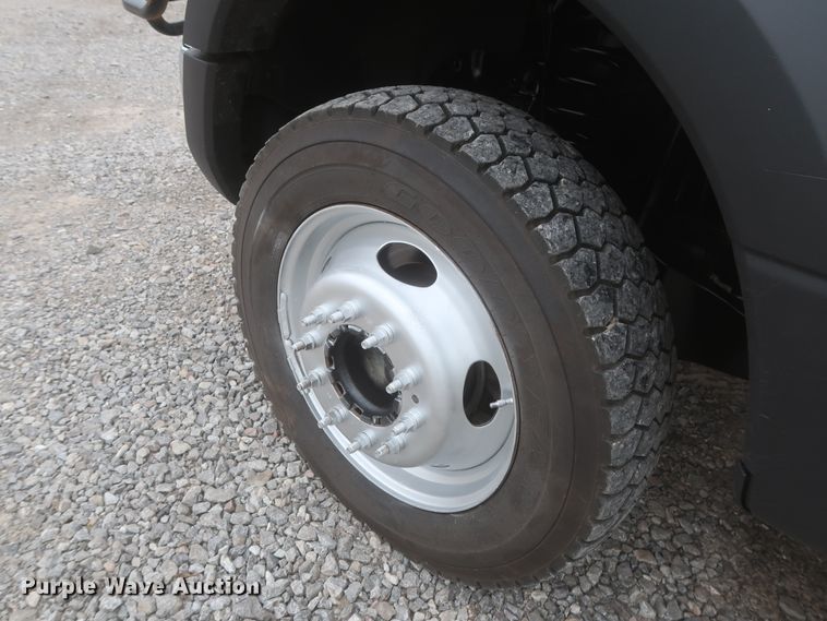 image for item IO9163 2017 Ford F550  bucket truck