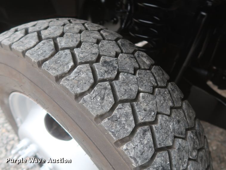 image for item IO9163 2017 Ford F550  bucket truck