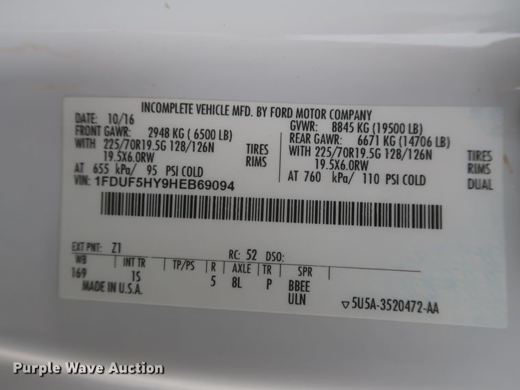 image for item IO9163 2017 Ford F550  bucket truck