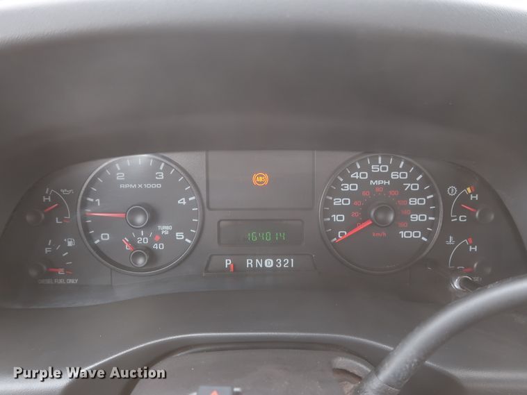 image for item IO9164 2007 Ford F550 Super Duty XL  bucket truck