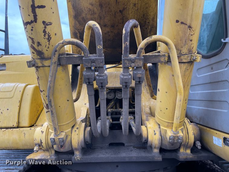 image for item IR9500 2002 Kobelco SK480LC  excavator