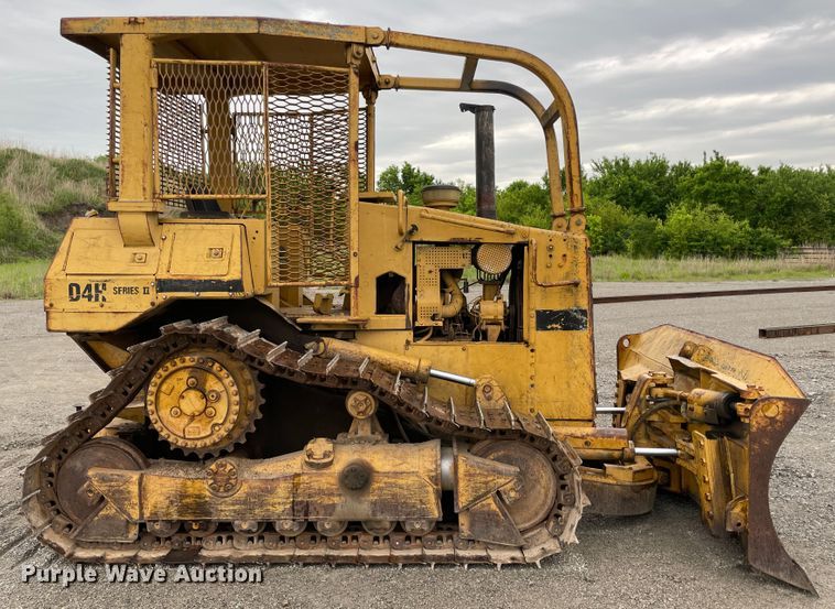 image for item IR9505 1993 Caterpillar D4H  dozer