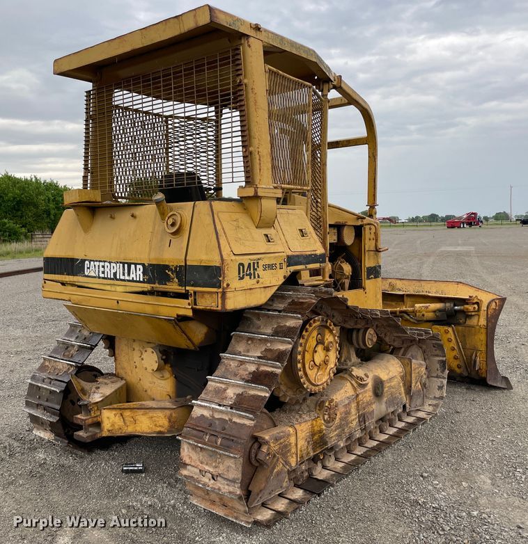 image for item IR9505 1993 Caterpillar D4H  dozer