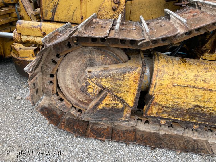image for item IR9505 1993 Caterpillar D4H  dozer