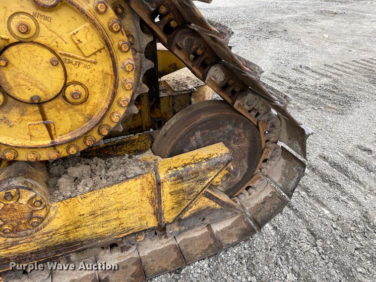 image for item IR9505 1993 Caterpillar D4H  dozer