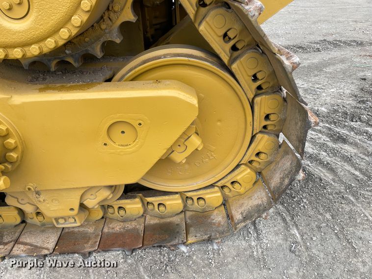 image for item IR9506 1985 Caterpillar D8L  dozer