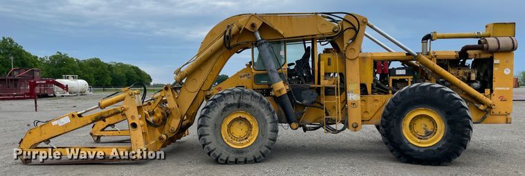 image for item IR9509 1998 Pettibone Cary-lift 304B  material handler