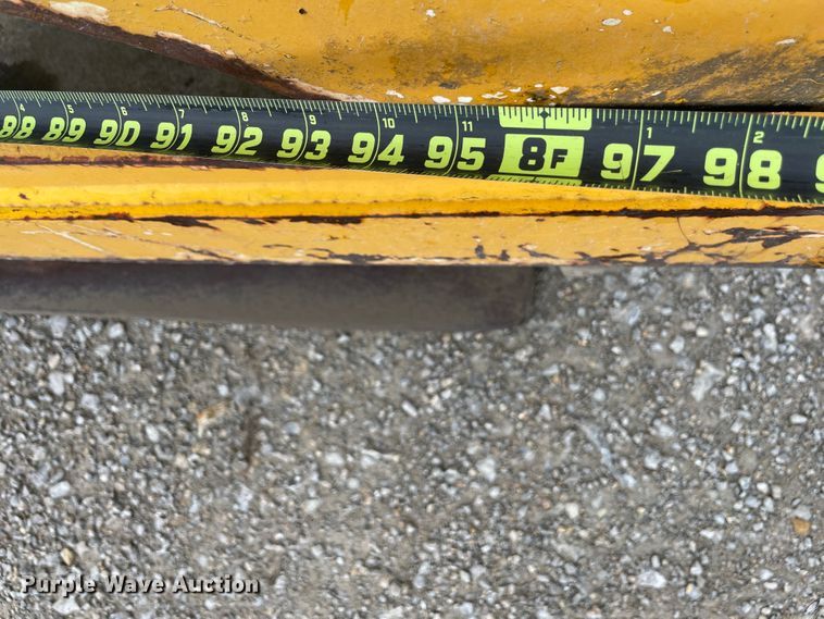 image for item IR9509 1998 Pettibone Cary-lift 304B  material handler