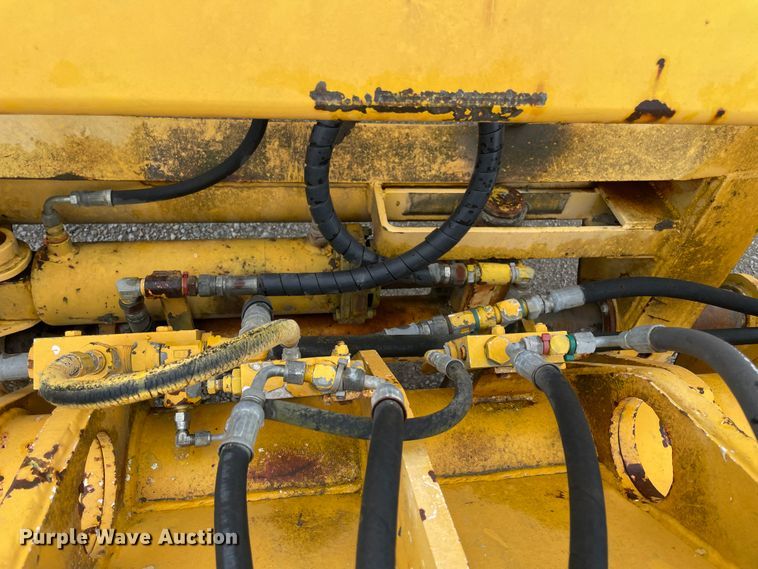 image for item IR9509 1998 Pettibone Cary-lift 304B  material handler