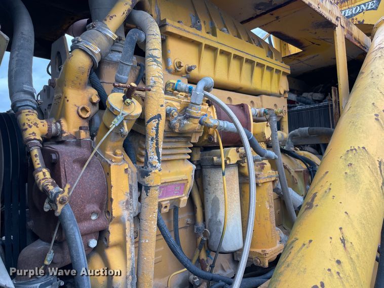 image for item IR9509 1998 Pettibone Cary-lift 304B  material handler