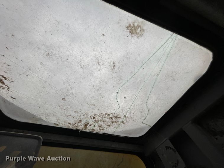 image for item IR9509 1998 Pettibone Cary-lift 304B  material handler