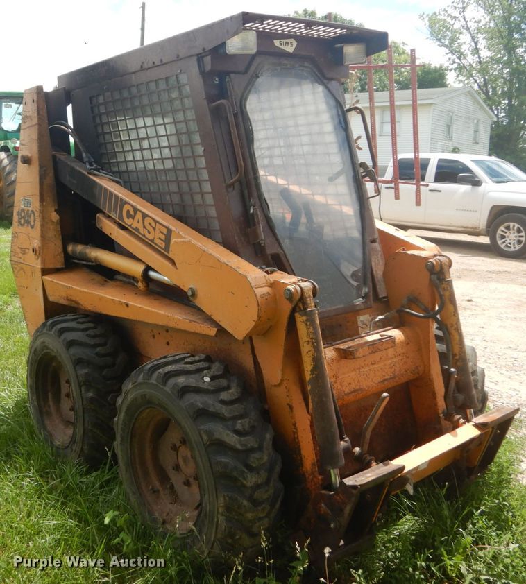 image for item IT9132 1991 Case 1840  skid steer loader