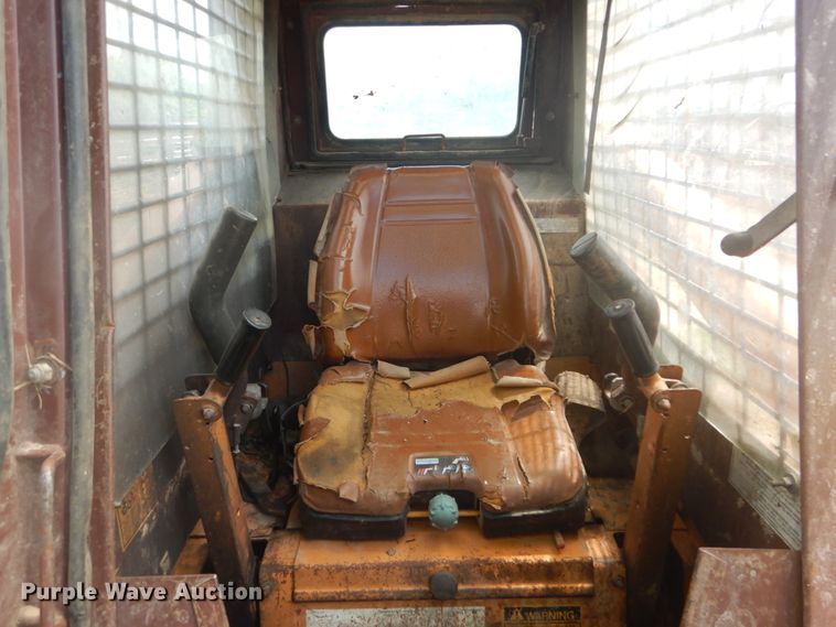 image for item IT9132 1991 Case 1840  skid steer loader