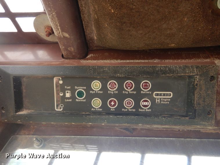 image for item IT9132 1991 Case 1840  skid steer loader