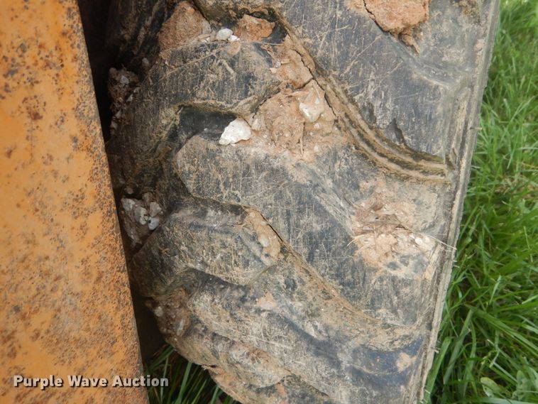 image for item IT9132 1991 Case 1840  skid steer loader