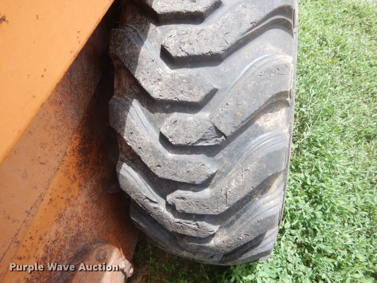 image for item IT9132 1991 Case 1840  skid steer loader