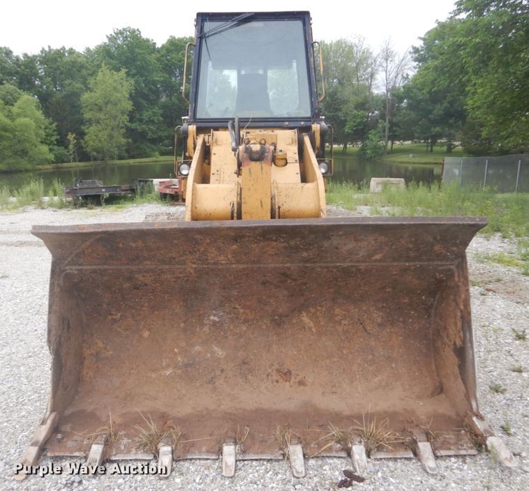 image for item IT9133 1987 Caterpillar 953  track loader