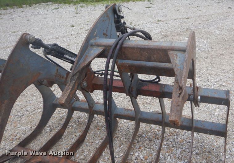 image for item IT9137 65"W skid steer grapple bucket