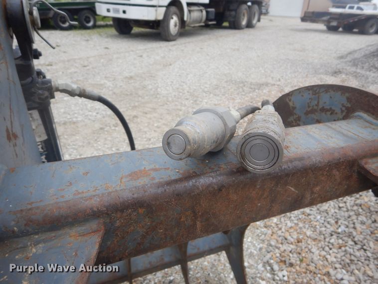 image for item IT9137 65"W skid steer grapple bucket