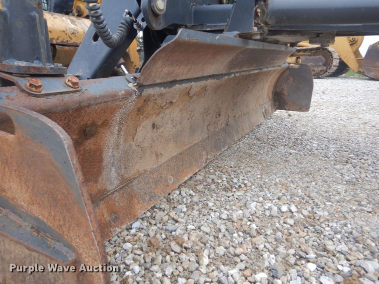 image for item IT9138 2015 Bobcat 96  skid steer grader