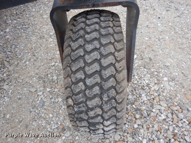 image for item IT9138 2015 Bobcat 96  skid steer grader