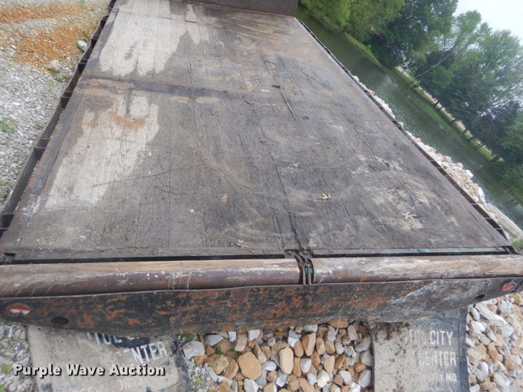 image for item IT9141 Flatbed