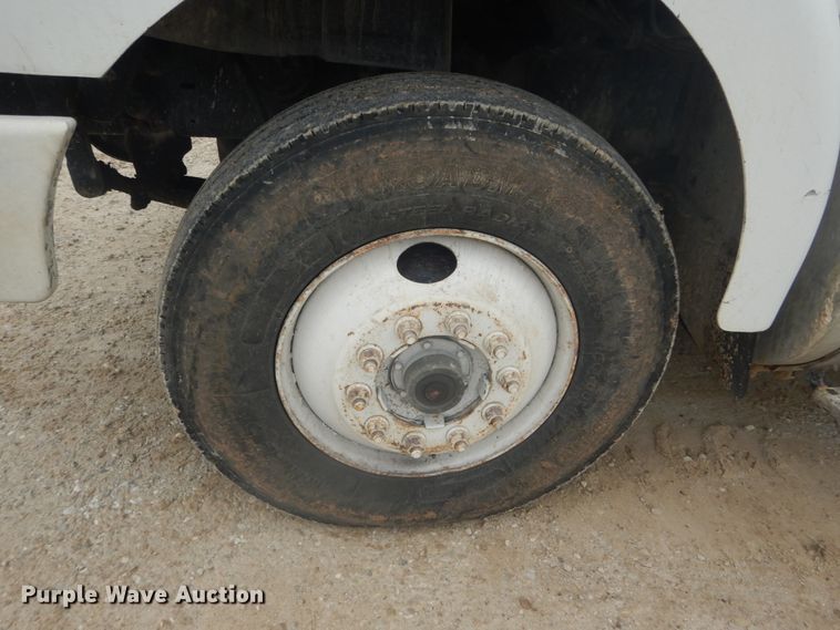 image for item IT9143 1997 Volvo WG  dump truck