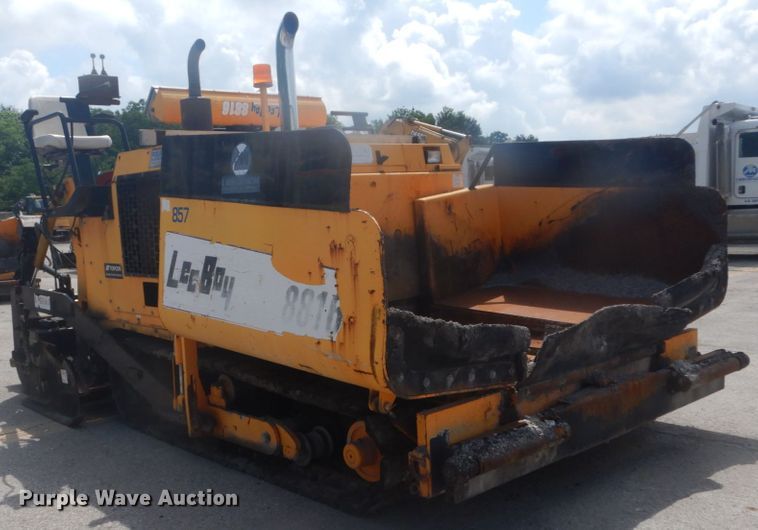 image for item IT9146 2007 LeeBoy 8816  paver