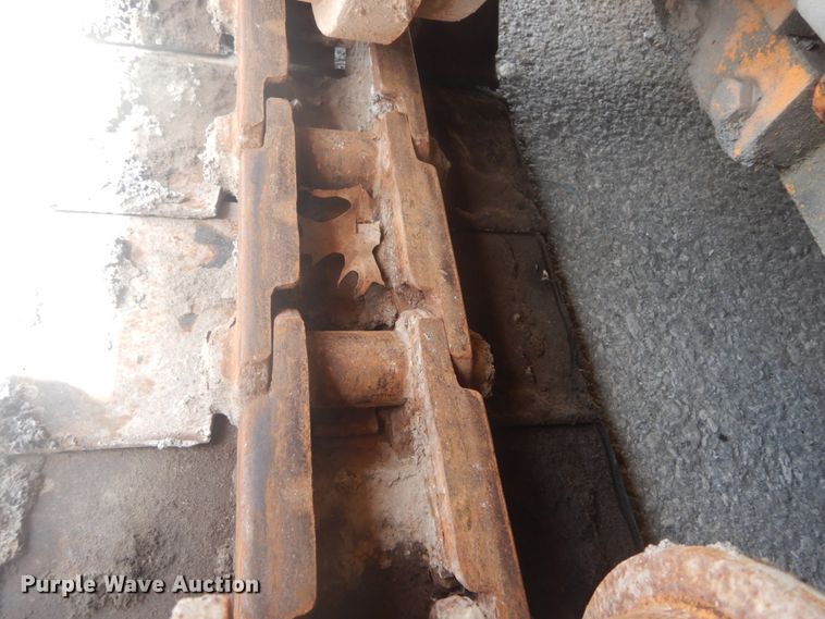 image for item IT9146 2007 LeeBoy 8816  paver