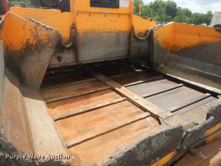 image for item IT9147 2012 LeeBoy 8500B  paver