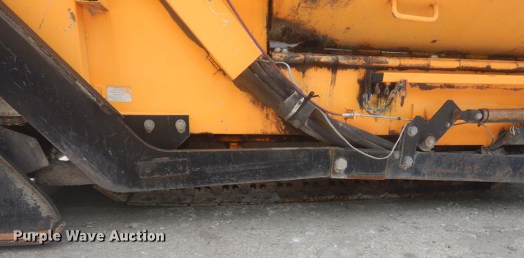 image for item IT9147 2012 LeeBoy 8500B  paver