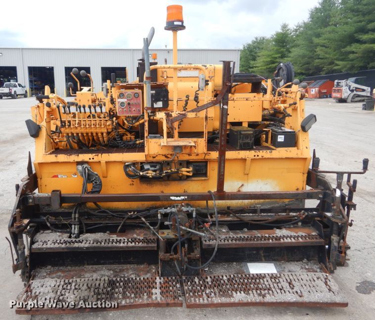 image for item IT9148 2002 LeeBoy 8000  paver