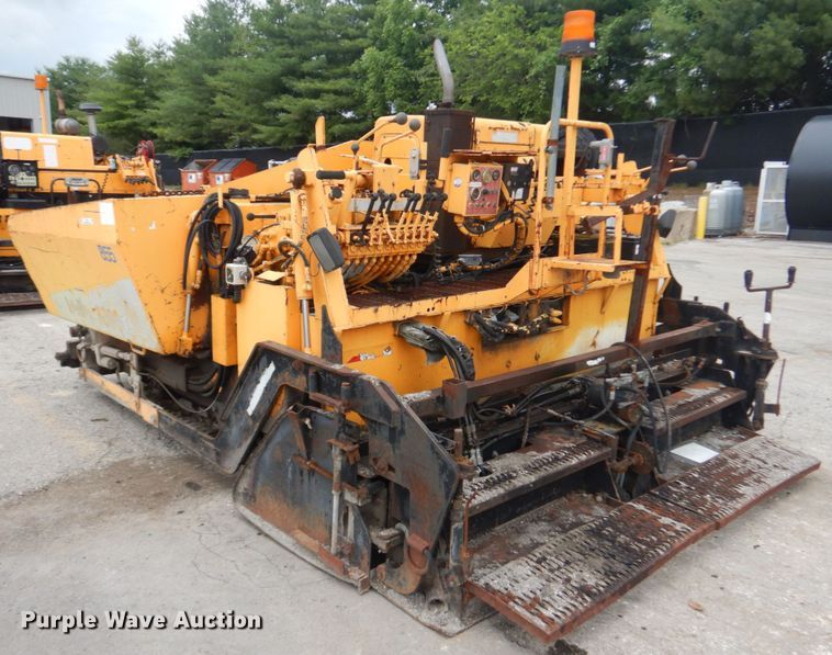 image for item IT9148 2002 LeeBoy 8000  paver