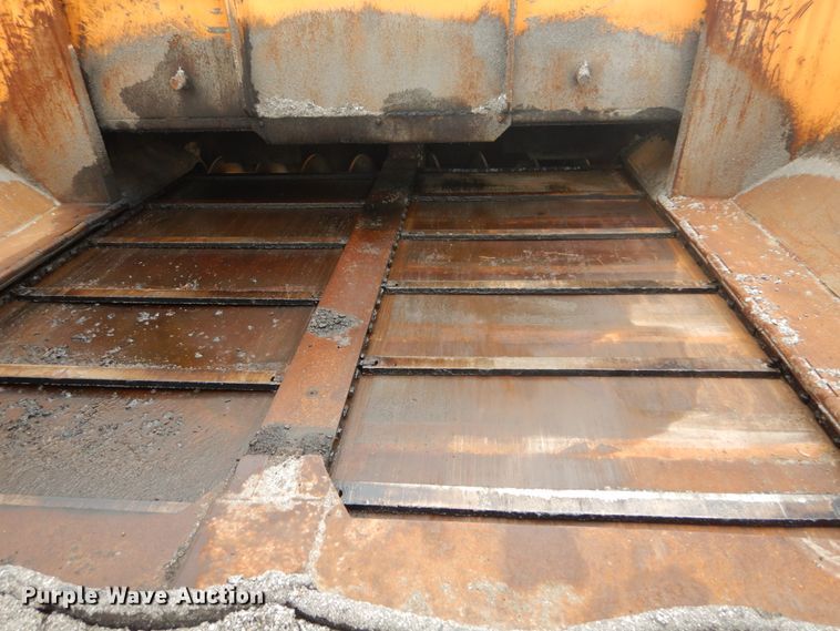 image for item IT9148 2002 LeeBoy 8000  paver