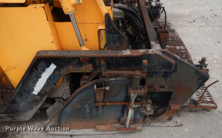 image for item IT9148 2002 LeeBoy 8000  paver