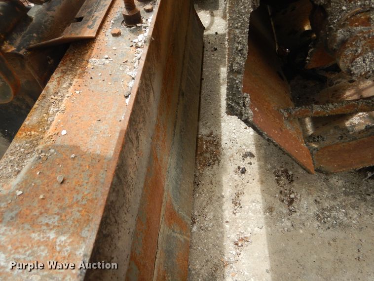 image for item IT9148 2002 LeeBoy 8000  paver