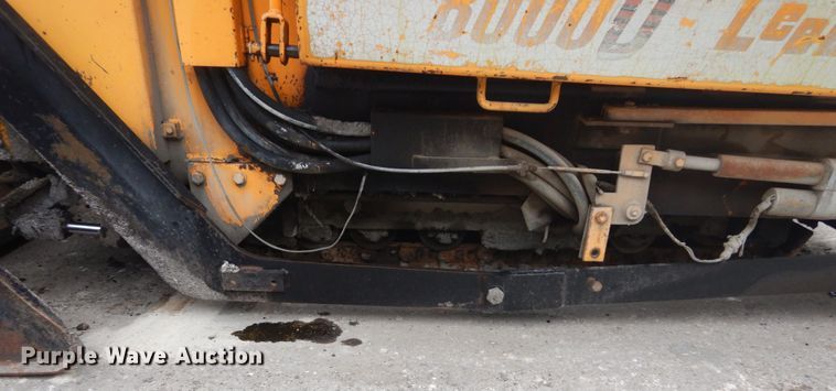 image for item IT9148 2002 LeeBoy 8000  paver