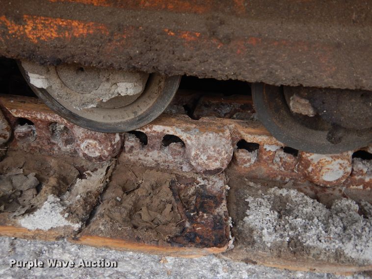 image for item IT9148 2002 LeeBoy 8000  paver