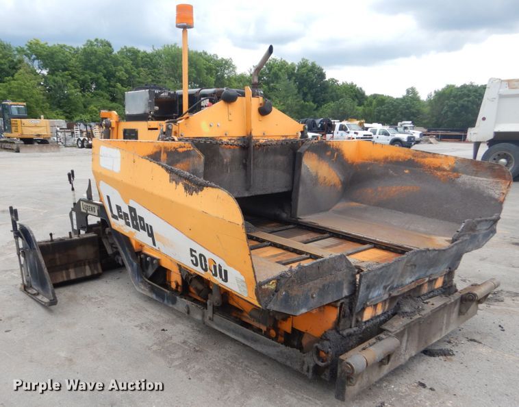 image for item IT9149 2013 LeeBoy 5000 Path Master  paver