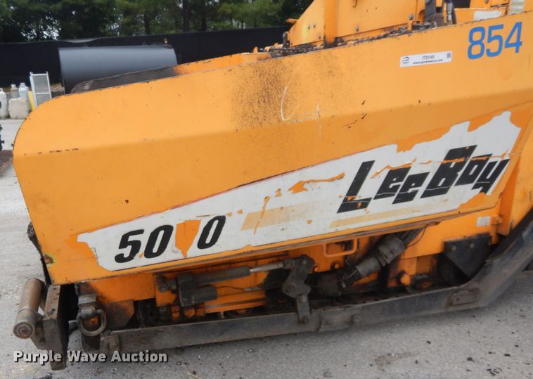 image for item IT9149 2013 LeeBoy 5000 Path Master  paver