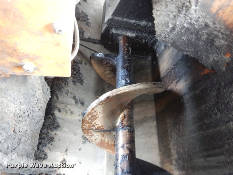 image for item IT9149 2013 LeeBoy 5000 Path Master  paver