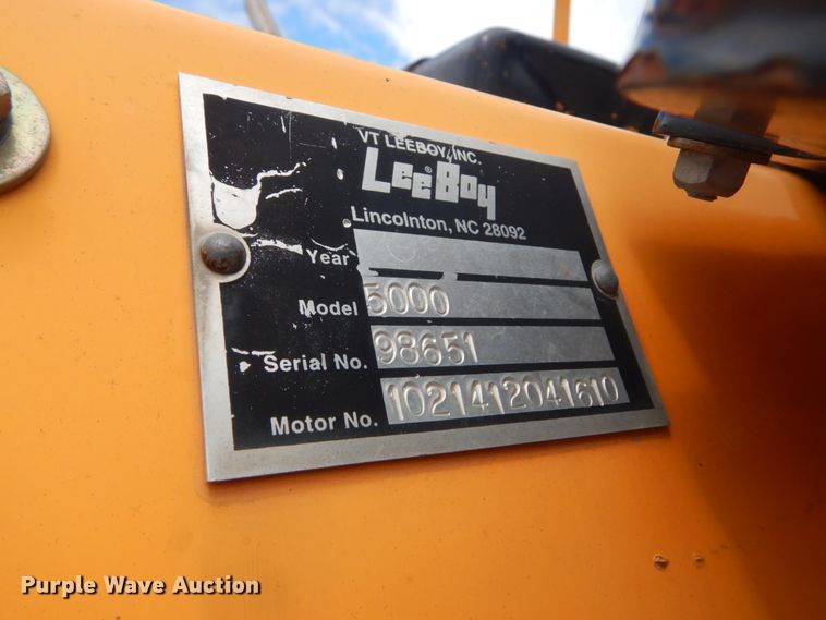 image for item IT9149 2013 LeeBoy 5000 Path Master  paver